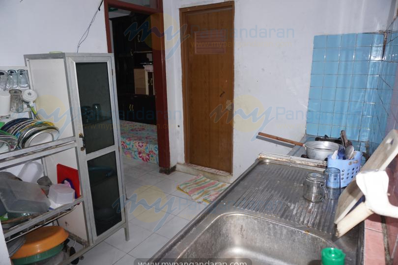   tampilan dapur rumah AC